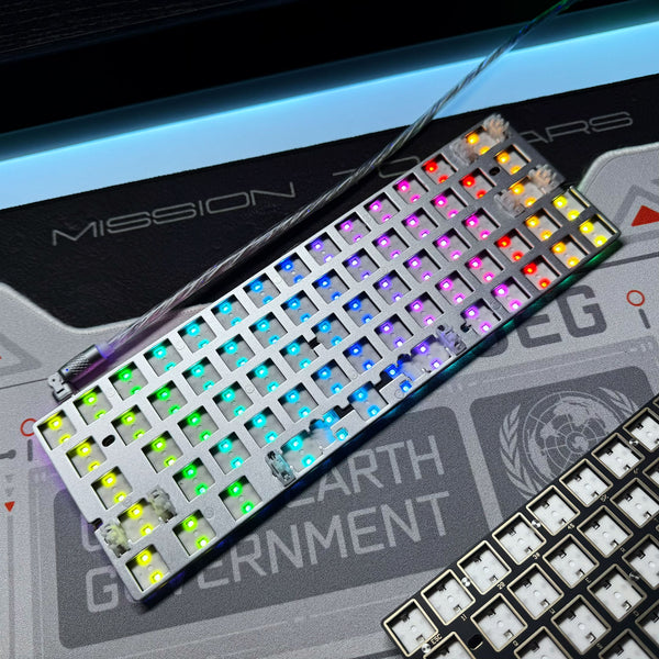 Everglide SU66 Magnetic Keyboard PCB 0.001 RT Total 174 RGB Leds Powered By Sparklink 600Mhz High Speed MCU GH60 Case Supported
